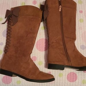 Tall boots for girls